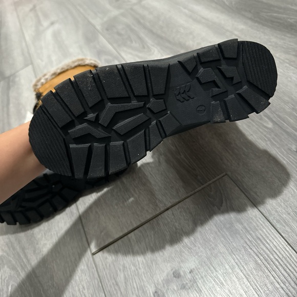 Women's Cecily Waterproof Winter Boots - Picture 2 of 5